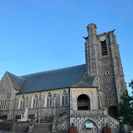 Emilia - Vue Centre Du Village 얼트