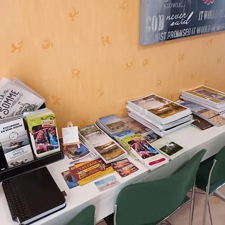 Emilia - Vue Centre Du Village 얼트