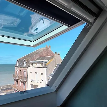 Grand Triplex Vue Centre Du Village Holiday home