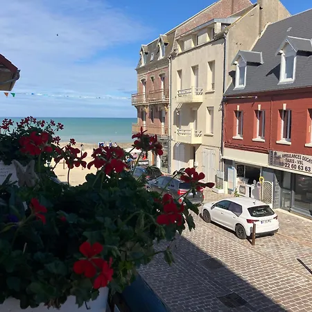 Holiday home Grand Triplex Vue Centre Du Village Ault