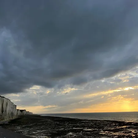 펜션 Emilia - Vue Centre Du Village 얼트