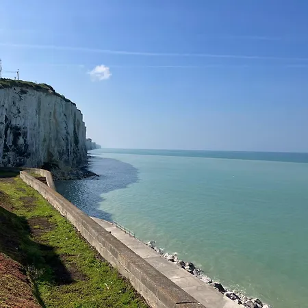 Emilia - Vue Centre Du Village * 얼트