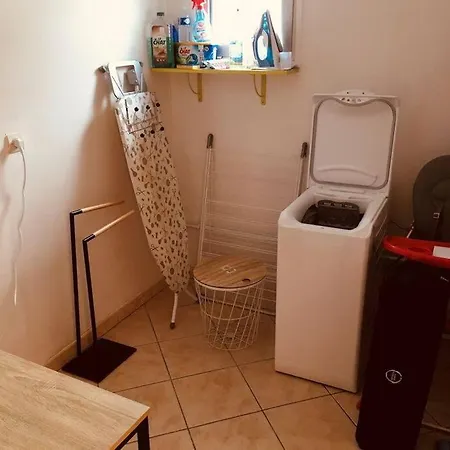 Emilia - Vue Centre Du Village 펜션 *