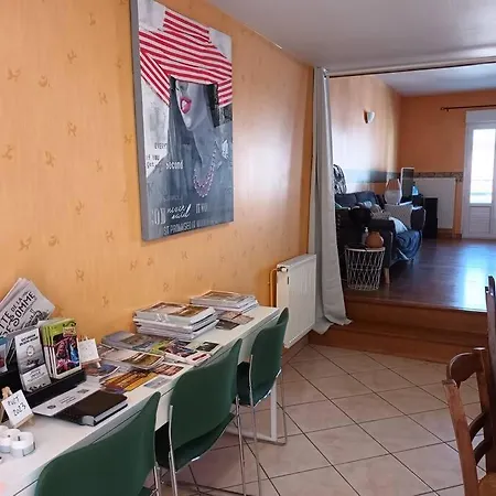 Emilia - Vue Centre Du Village * 얼트